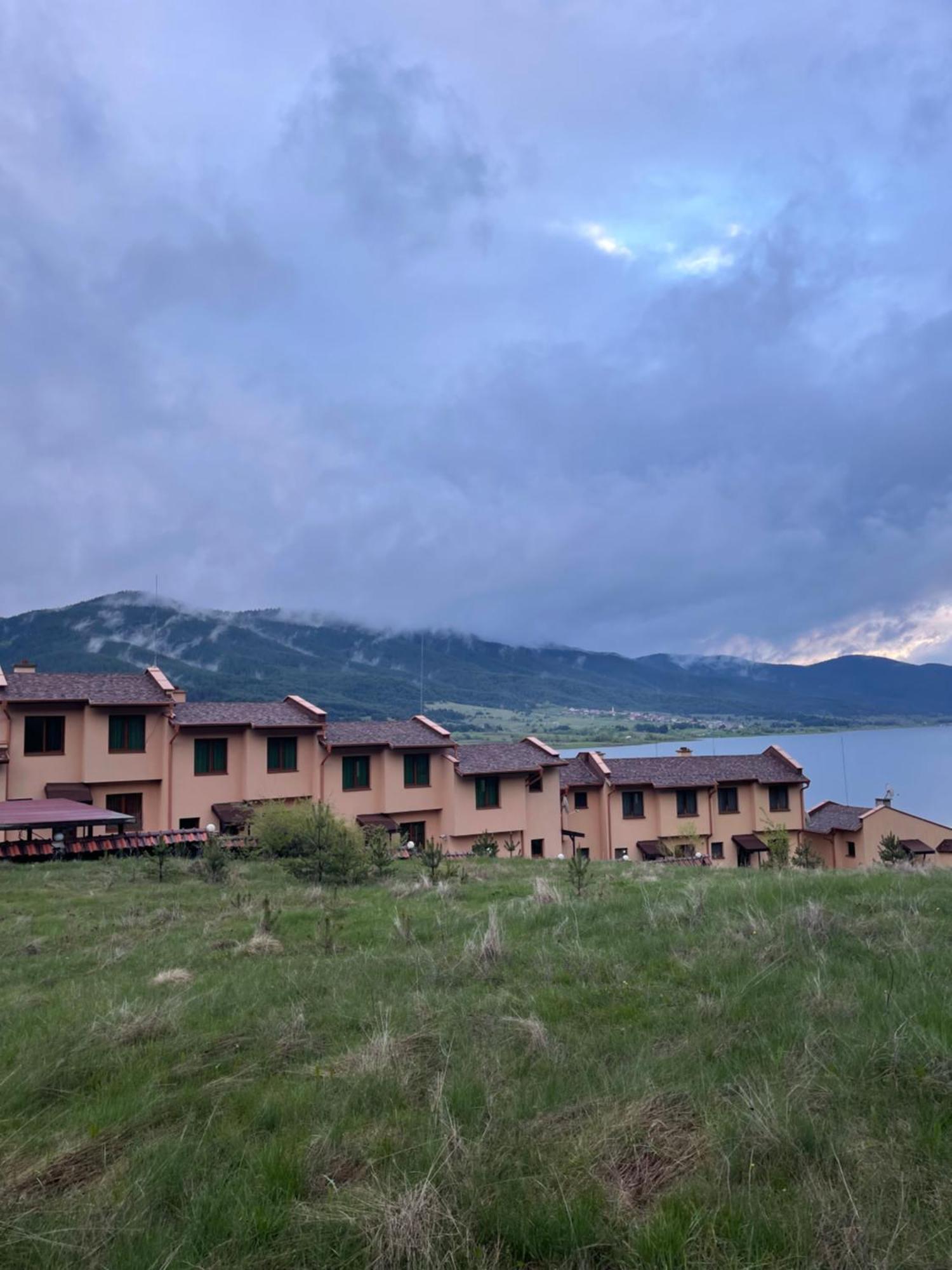 Vip Complex Hotell Sarnitsa Eksteriør bilde