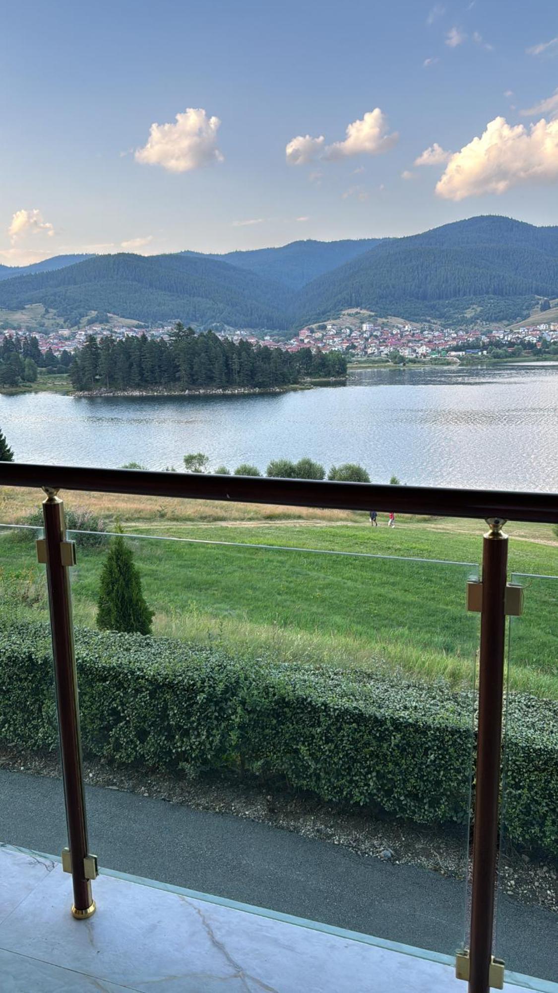 Vip Complex Hotell Sarnitsa Eksteriør bilde