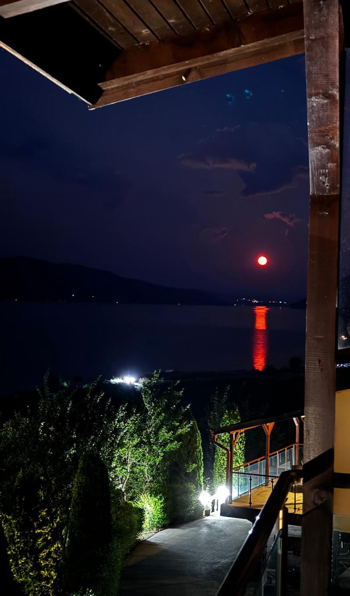 Vip Complex Hotell Sarnitsa Eksteriør bilde
